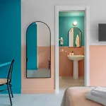 Colors&suites * Sorrento