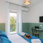 Colors&suites Apartment *