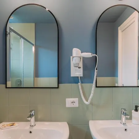Colors&suites Apartment *
